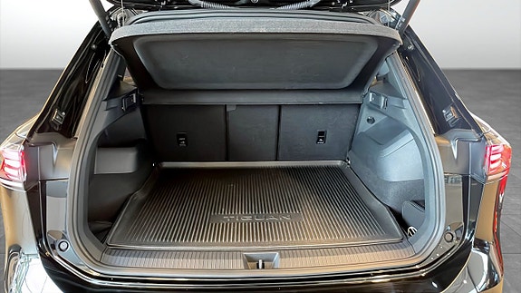 Volkswagen Tiguan 13 of 23