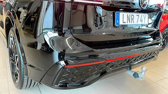 Volkswagen Tiguan 15 of 23