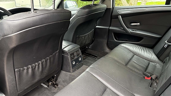 BMW 520d 2 of 6
