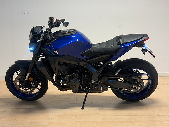Yamaha MT-09 Fabriksgaranti/Endast 541 mil 2 of 10