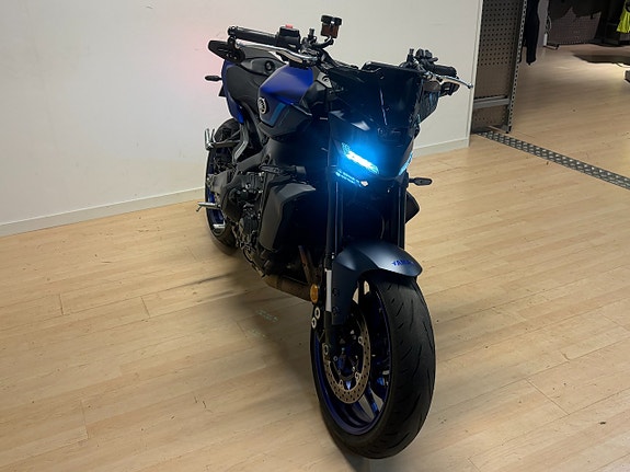 Yamaha MT-09 Fabriksgaranti/Endast 541 mil 4 of 10