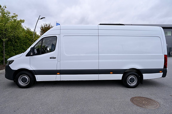 Mercedes-Benz Sprinter 317 3 of 16