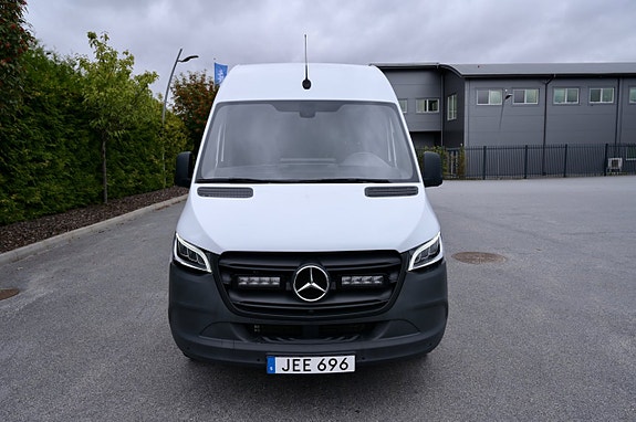 Mercedes-Benz Sprinter 317 2 of 16