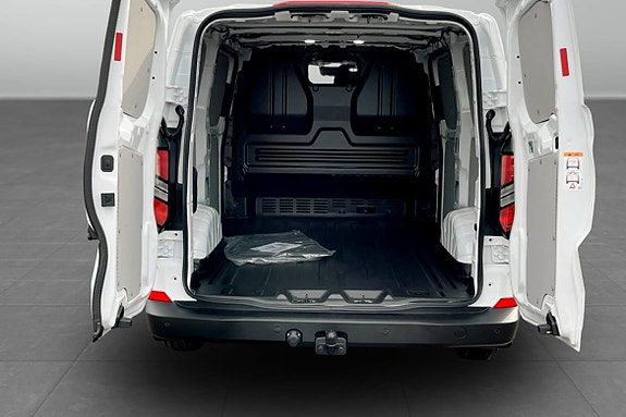 Ford Transit Custom 7 of 7