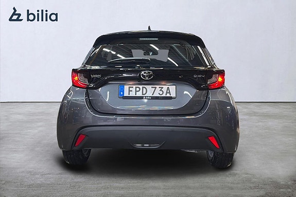 Toyota Yaris 5 of 21