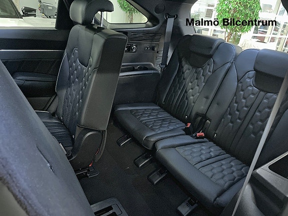 Kia Sorento 22 of 25