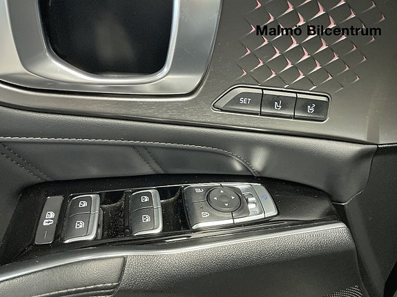 Kia Sorento 8 of 25