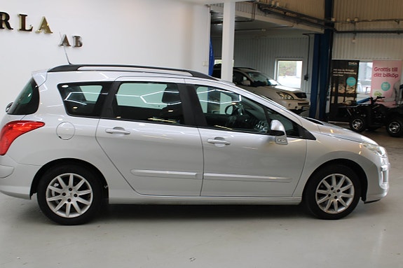 Peugeot 308 SW 4 of 11