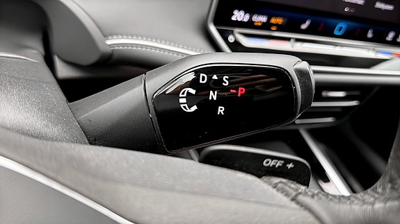 Volkswagen Passat 17 of 19