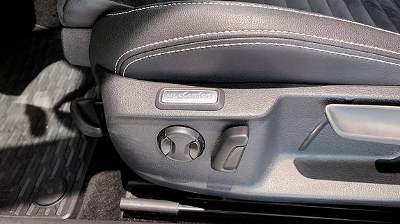 Volkswagen Passat 17 of 17
