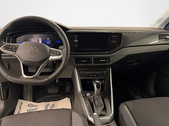 Volkswagen Polo 11 of 12