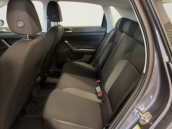 Volkswagen Polo 10 of 12