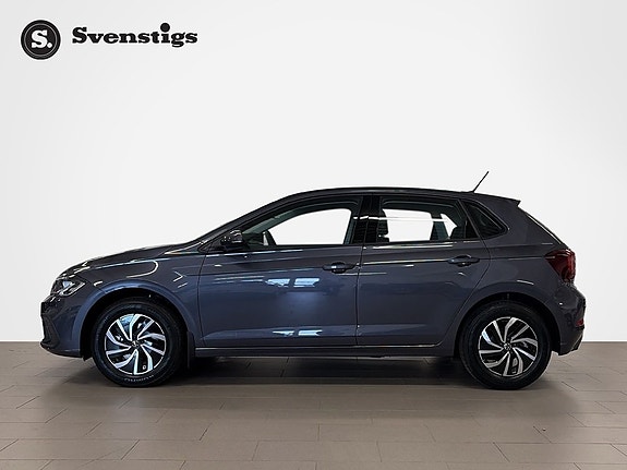 Volkswagen Polo 2 of 12