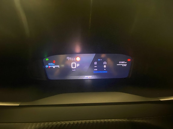Peugeot 2008 12 of 17