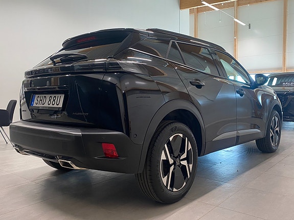 Peugeot 2008 3 of 17