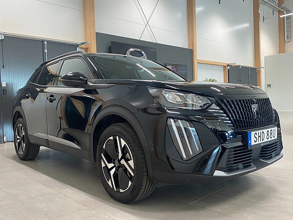 Peugeot 2008 2 of 17