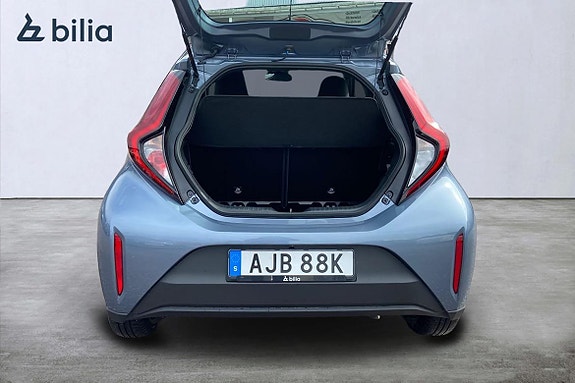 Toyota Aygo X 12 of 21
