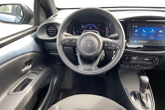 Toyota Aygo X 11 of 21