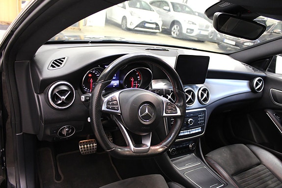 Mercedes-Benz CLA200 d 12 of 20