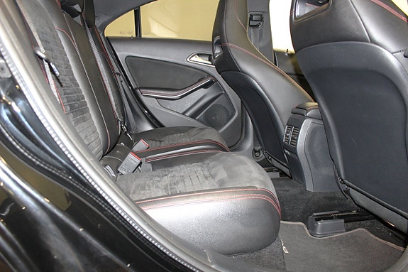 Mercedes-Benz CLA200 d 16 of 20