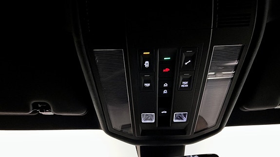 Volkswagen Touareg 24 of 24