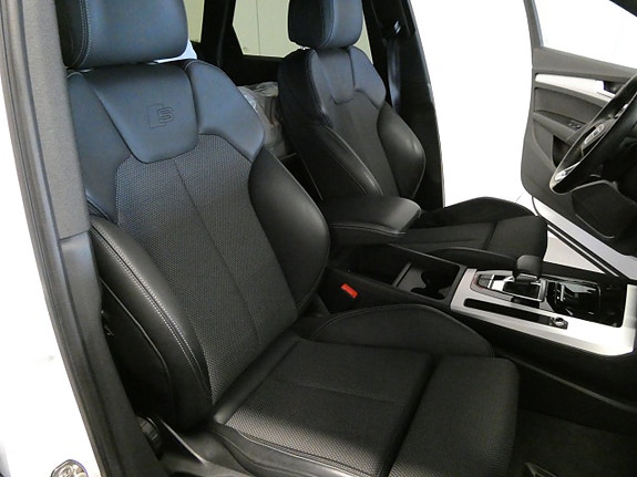 Audi Q5 18 of 24