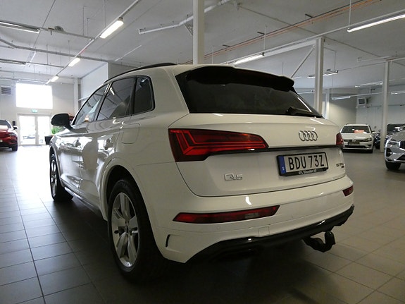 Audi Q5 12 of 24