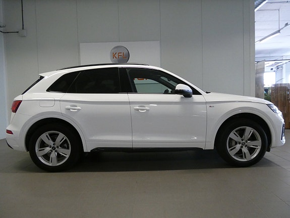Audi Q5 7 of 24