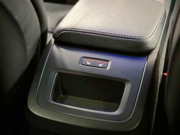 Volvo XC60 18 of 26