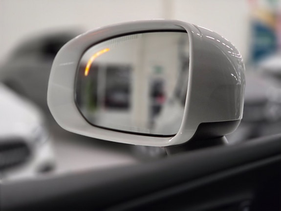 Volvo XC60 16 of 26