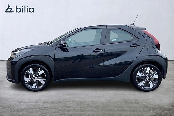 Toyota Aygo X 3 of 21