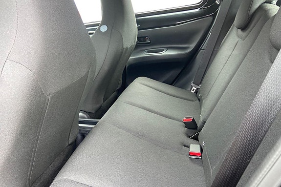 Toyota Aygo X 13 of 21