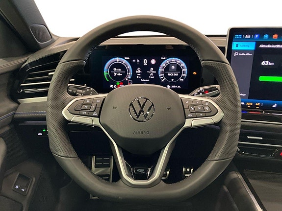 Volkswagen Passat 11 of 19