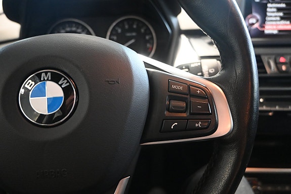 BMW 218i 18 of 24