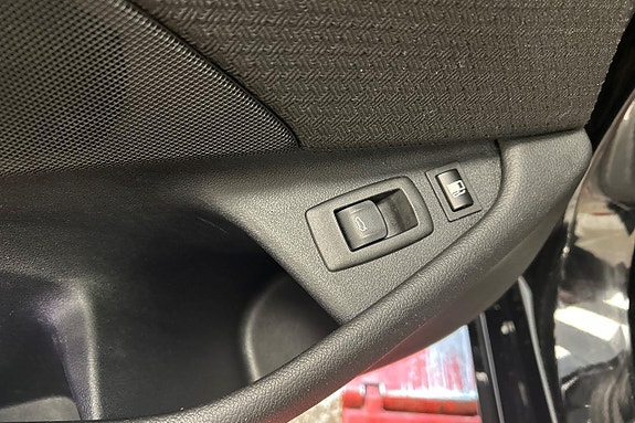 BMW 530e 24 of 30
