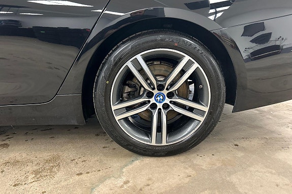 BMW 530e 23 of 30
