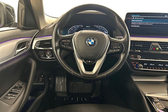 BMW 530e 14 of 30