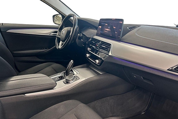 BMW 530e 9 of 30