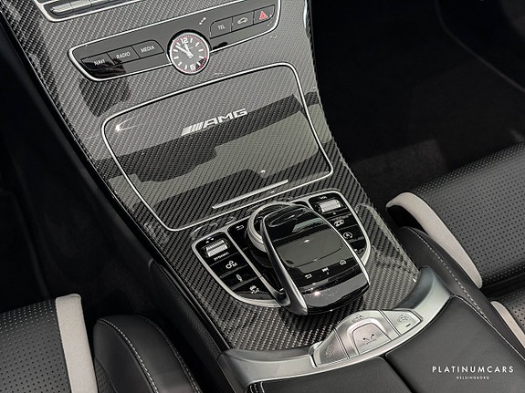 Mercedes-Benz C63 15 of 24