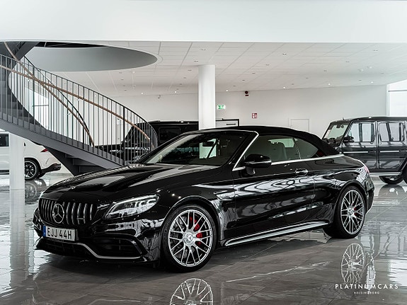 Mercedes-Benz C63 2 of 24