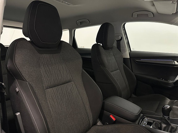 Skoda Karoq 18 of 29