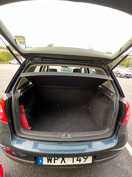 Volkswagen Golf V 6 of 8