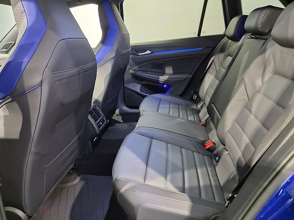 Volkswagen Golf V 22 of 24