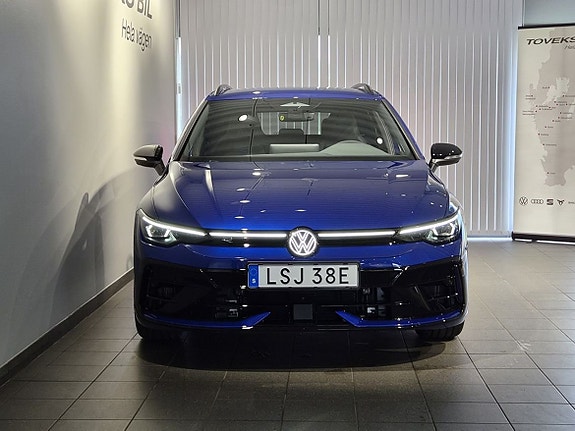 Volkswagen Golf V 2 of 24