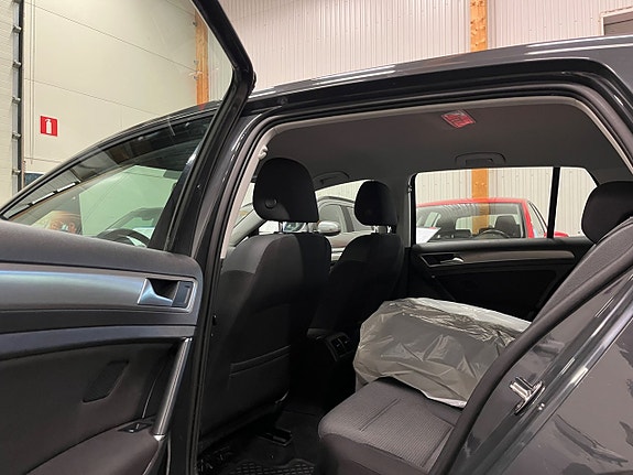 Volkswagen Golf I 11 of 15
