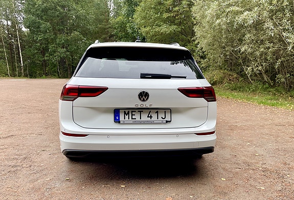 Volkswagen Golf VIII 3 of 10