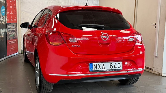 Opel Astra 4 of 16