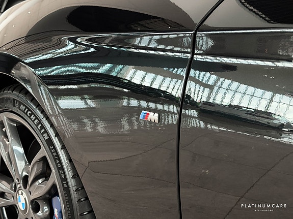 BMW M240i 19 of 20