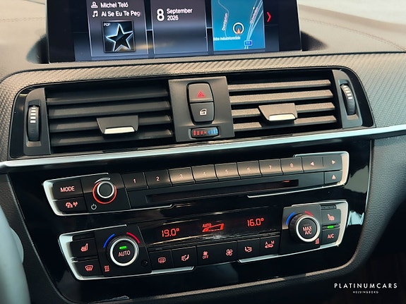 BMW M240i 13 of 20