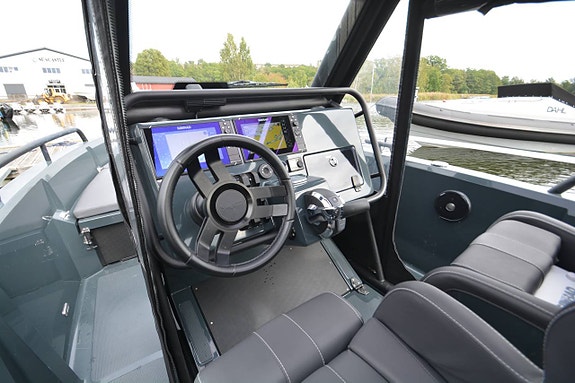 XO DFNDR (2021) Merc-V8 300(165h) mkt fin, 2 års trygghet 12 of 12